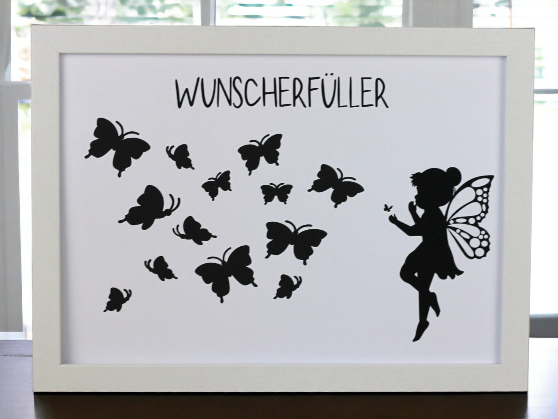 Wunscherfueller_Fee_schwarz1