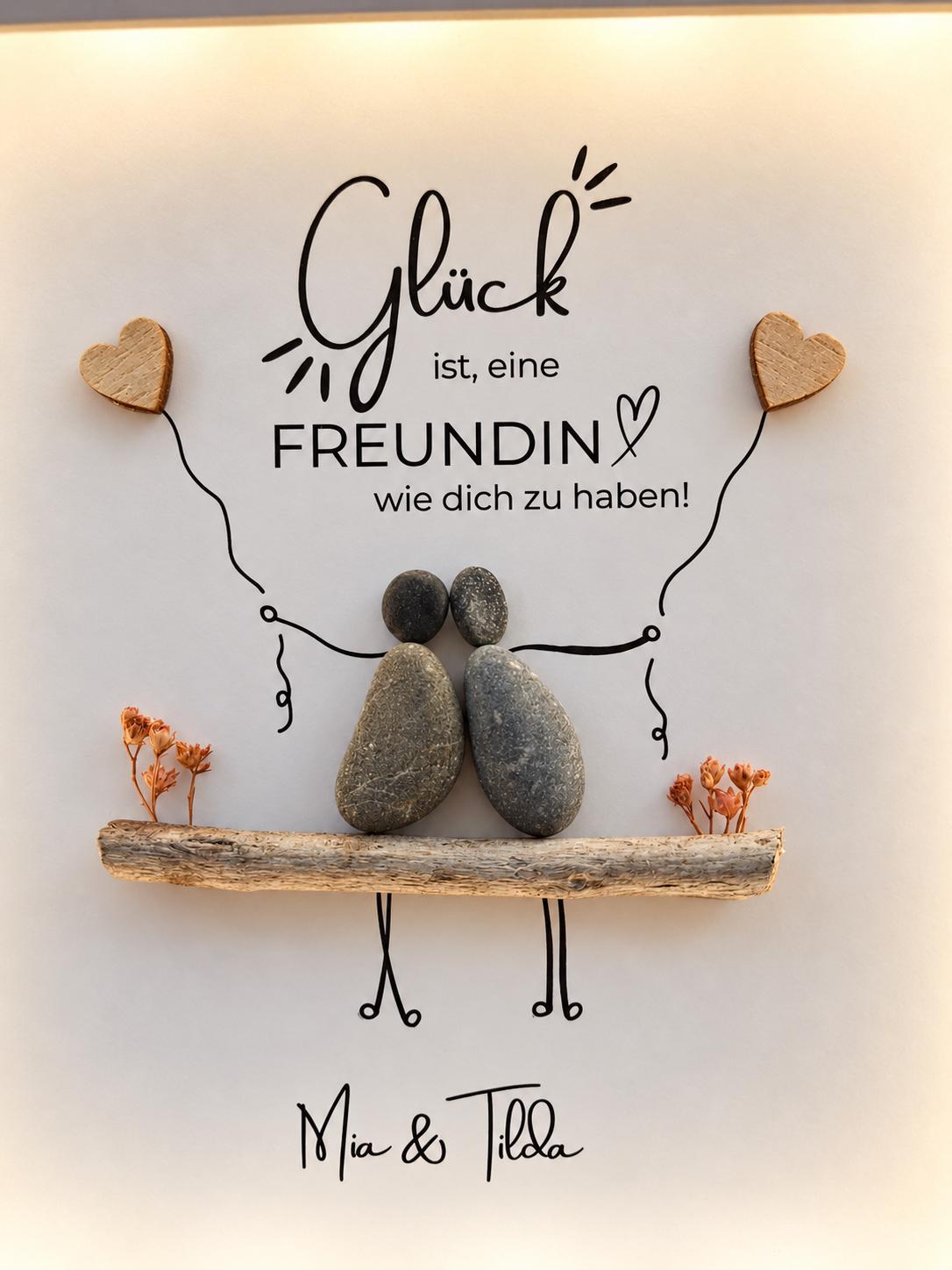 Geschenk für die beste Freundin / Freund | Steinbild mit Namen und Holzherzen | Optional mit Beleuchtung / Licht – Produktansicht 3