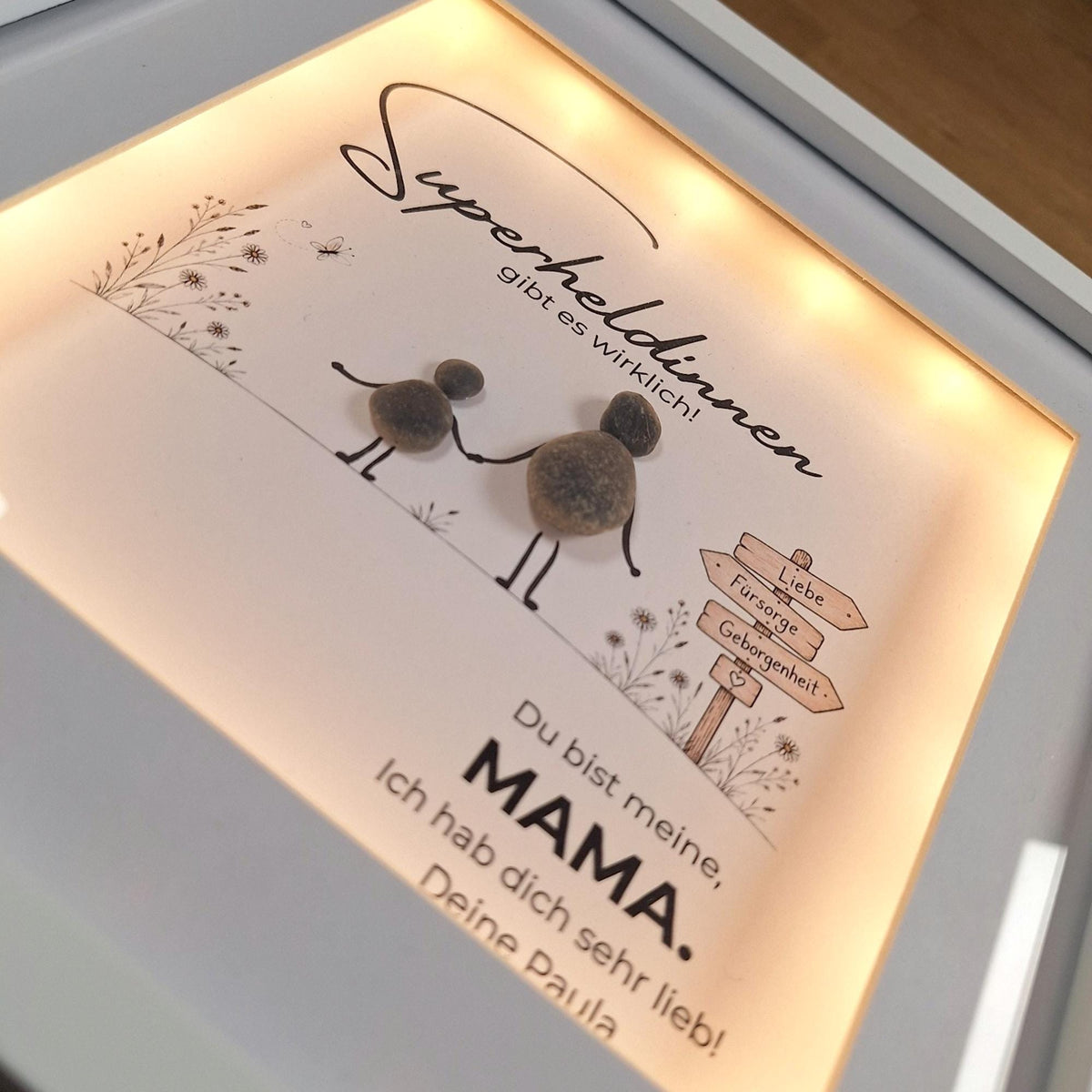 Mama – Superheldin – handgefertigtes Steinbild, Produktansicht 2